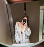 KHLOE ROY - escort in London Photo 8 of 10