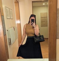 KHLOÉ ROY - puta in Mumbai