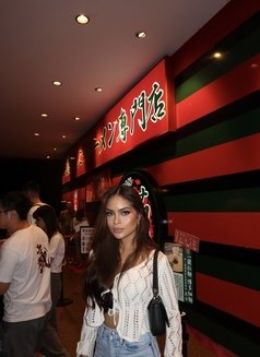Khloe 🇪🇸🇵🇭 - escort in Singapore Photo 14 of 14