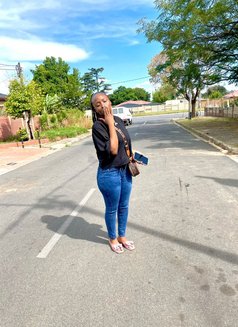 Khloey - escort in Johannesburg Photo 2 of 2