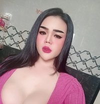 Khole - Transsexual escort in Riyadh