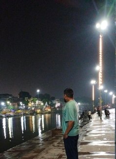 Khus - Acompañantes masculino in Hyderabad Photo 1 of 1