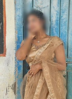 Khusbu Webcam and Reel Meeting - puta in Mumbai Photo 4 of 4