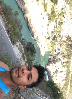 Khushaal Srivastava - Male escort in New Delhi Photo 6 of 10