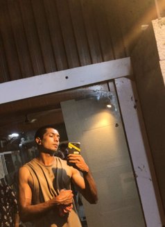 Khushaal Srivastava - Male escort in New Delhi Photo 10 of 10
