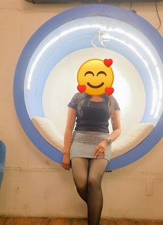 Khushboo - escort in New Delhi Photo 2 of 4