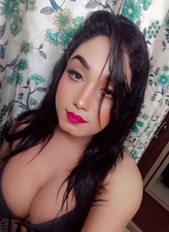 Khushboo - Transsexual escort agency in Mumbai Photo 7 of 9