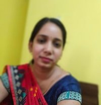 Neha ( Cam show & meet ) - escort in Hyderabad