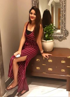 Khushi - escort in Noida Photo 2 of 2