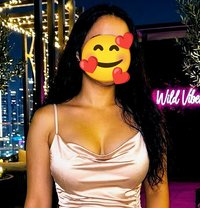 Cam and sex chat in affordable price - escort in Kochi Photo 1 of 1