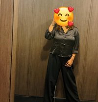 ❣️ Deepika Cam & Real Available ❣️ - puta in Hyderabad
