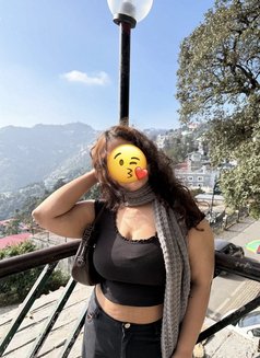 Khushi(cam/realmeet) - escort in New Delhi Photo 2 of 7