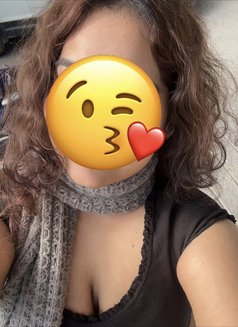 Khushi(cam/realmeet) - escort in New Delhi Photo 6 of 7