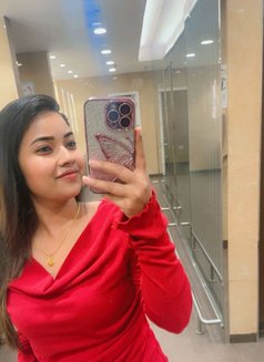 Khushi Cam Show and Real Meet - escort in Hyderabad Photo 6 of 8