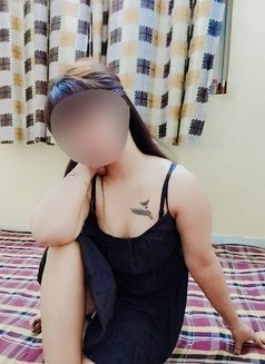 Khushi Cam Show & Real Meet - escort in Mumbai Photo 1 of 4