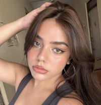 Khushi Delhi🇮🇳vip Service - escort in Riyadh
