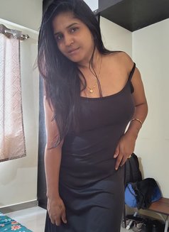 GENUINE SERVICE AVAILABLE IN KOLKATA 🤙 - escort in Kolkata Photo 1 of 14