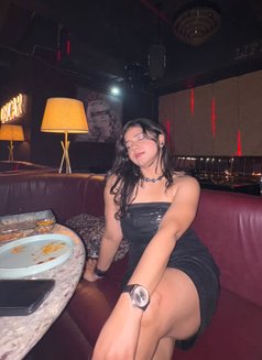 Khushi - escort in Lucknow Photo 2 of 4