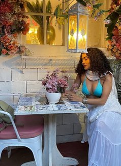 Khushi - escort in Manila Photo 3 of 3