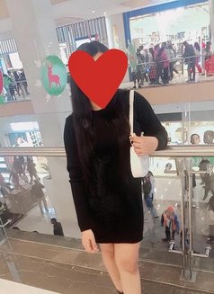 Khushi independent - escort in New Delhi Photo 1 of 3