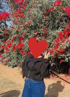 Khushi independent - escort in New Delhi Photo 2 of 3