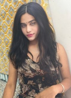 Khushi - Transsexual escort in Hyderabad Photo 1 of 2