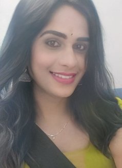 Khushi - Transsexual escort in Hyderabad Photo 1 of 4