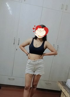 Khushi Gautam Independent College Girl - puta in Noida Photo 1 of 9