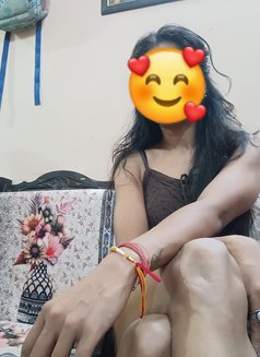 Khushi Independent Real Meet Cam Session - puta in New Delhi Photo 6 of 11