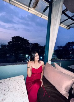 Khushi - escort in Ahmedabad Photo 1 of 2
