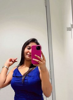 Khushi - puta in Bangalore Photo 2 of 3