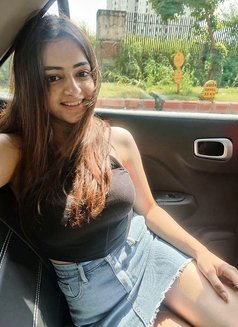 Khushi - escort in Chandigarh Photo 2 of 5