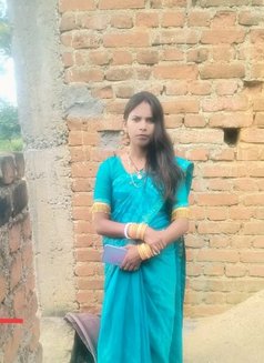 Khushi - escort in Gurgaon Photo 1 of 2