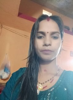 Khushi - escort in Gurgaon Photo 2 of 2