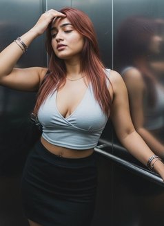 Pallavi - escort in Hyderabad Photo 3 of 5