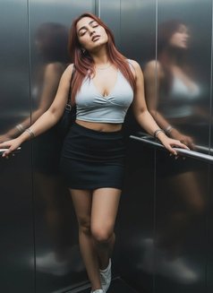 Pallavi - escort in Hyderabad Photo 4 of 5