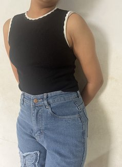 Khushi - escort in Hyderabad Photo 1 of 6