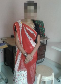 Khushi - escort in Mumbai Photo 3 of 3