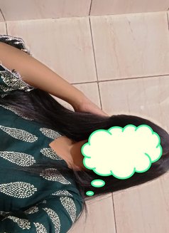 Khushi - escort in Noida Photo 1 of 2