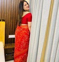 Khushi - escort in New Delhi