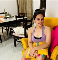 Khushi - escort in New Delhi