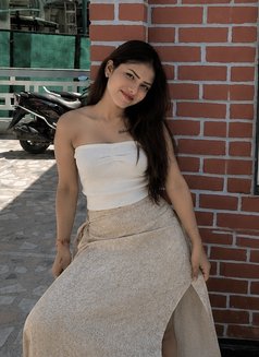 Khushi - escort in Noida Photo 5 of 5