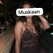 Khushi available right now - escort in Bangalore Photo 4 of 7
