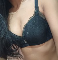Khushi Indian Slim Trim Escort - escort in New Delhi