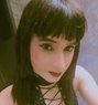Khushi Khan - Transsexual escort in New Delhi Photo 7 of 8