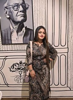 Khushi Pande - escort in Kolkata Photo 3 of 3