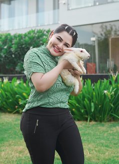 Khushi Rahman - puta in Dhaka Photo 2 of 12