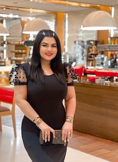 Khushi Rahman - puta in Dhaka Photo 4 of 12