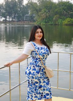 Khushi Rahman - puta in Dhaka Photo 9 of 12