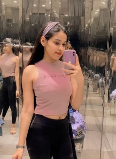 Khushi Roy - escort in Jaipur Photo 1 of 4